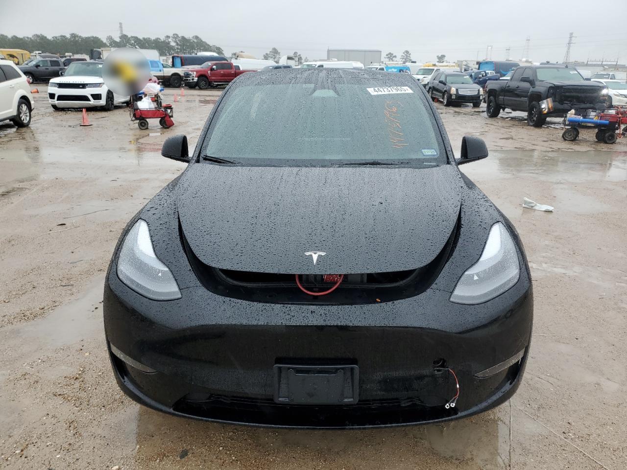 2023 TESLA MODEL Y - Фото 5