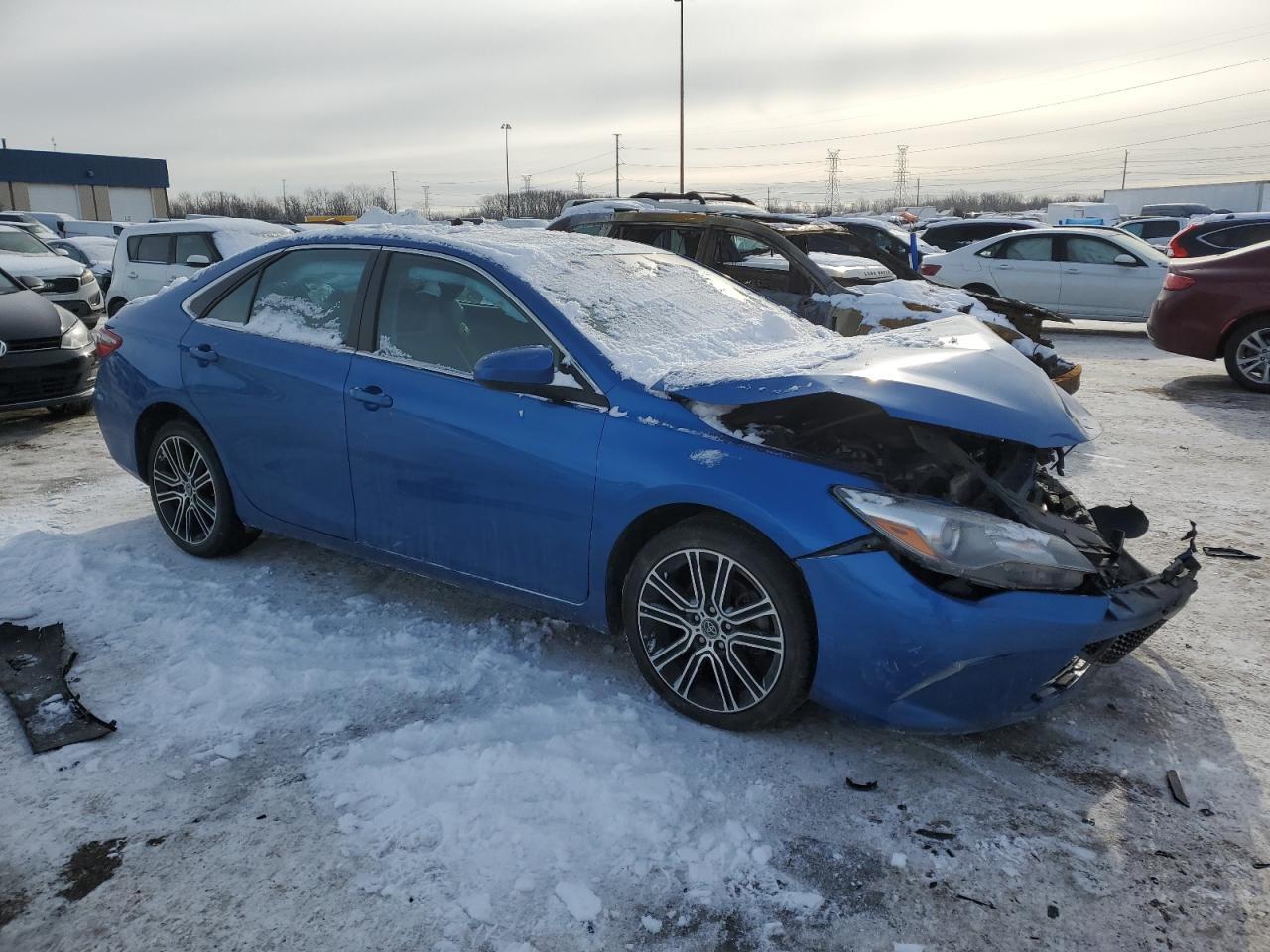 2016 TOYOTA CAMRY LE - Фото 4