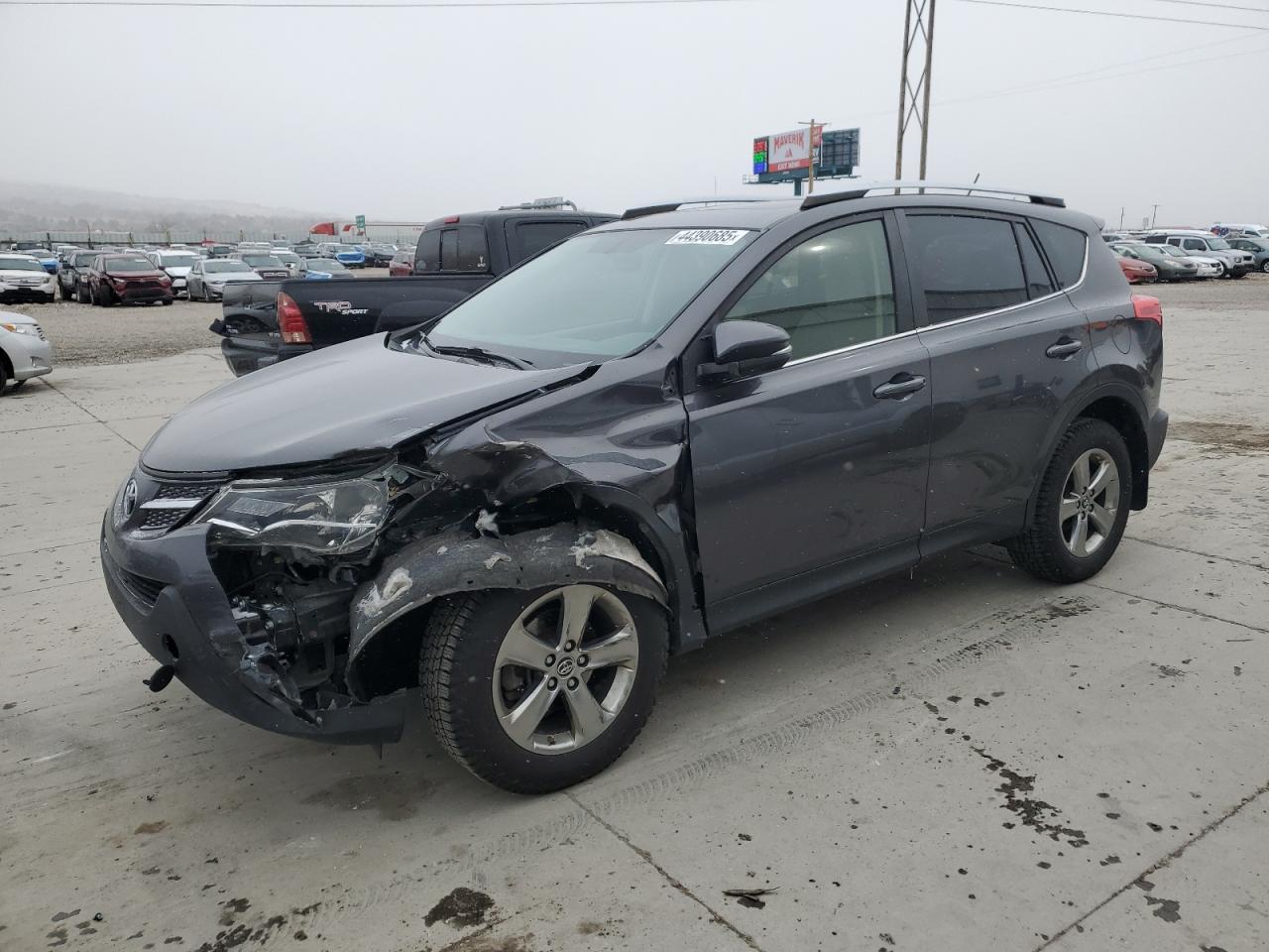 2015 TOYOTA RAV4 XLE
