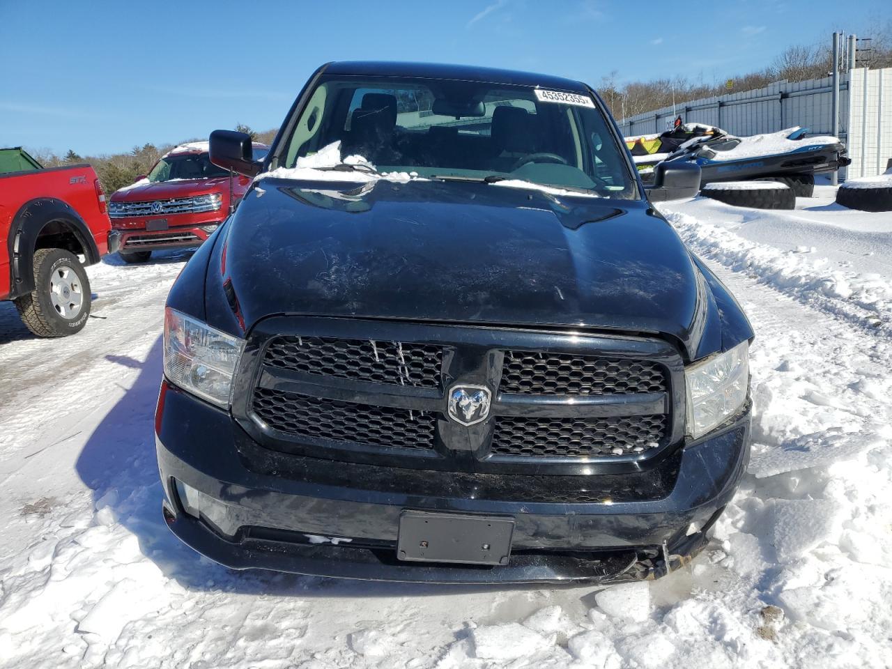 2014 RAM 1500 ST - Image 5