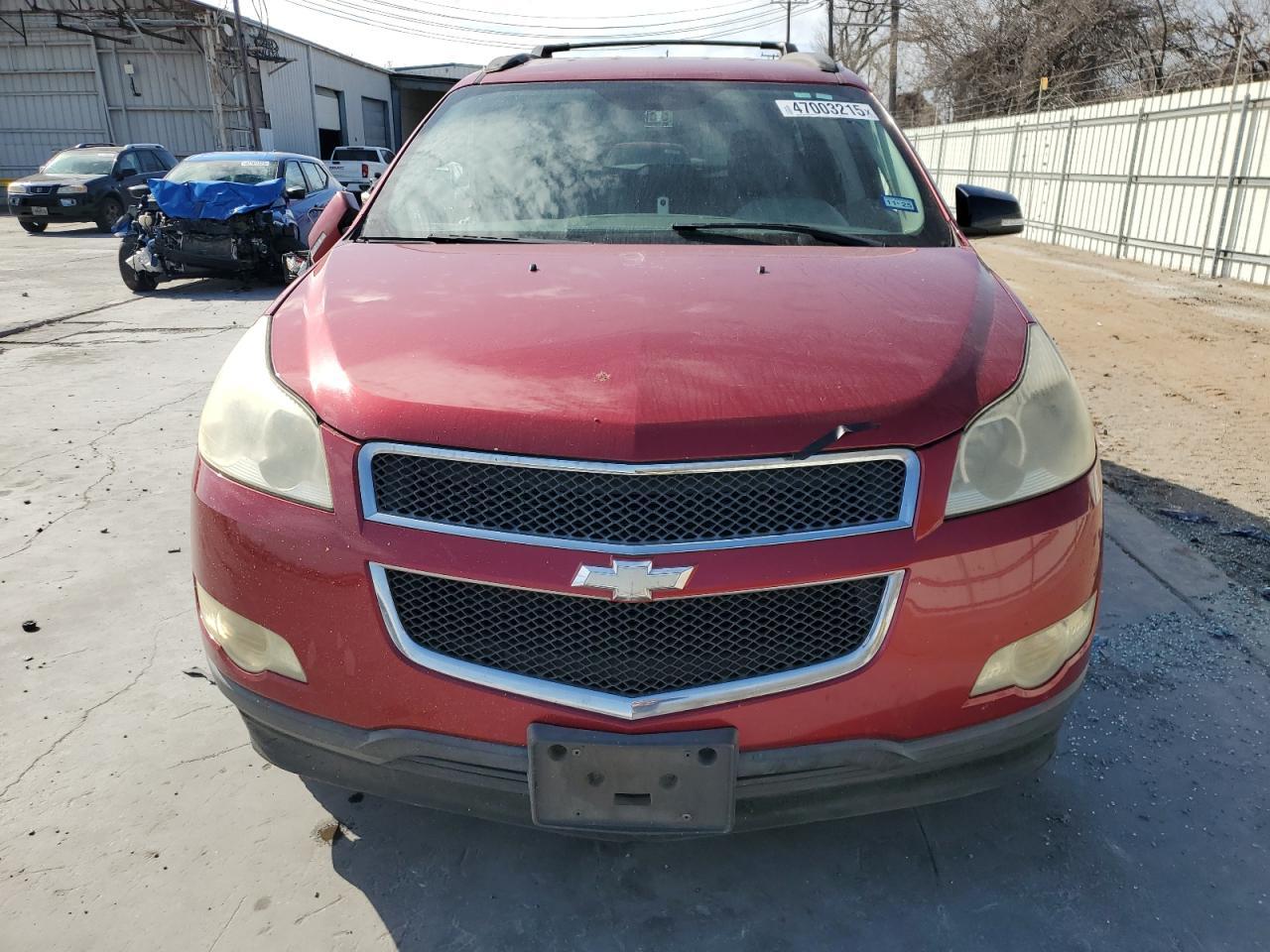 2012 CHEVROLET TRAVERSE L - Image 5