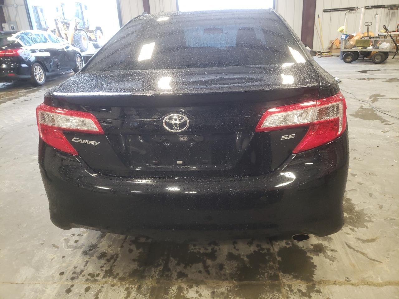 2014 TOYOTA CAMRY L - Image 6