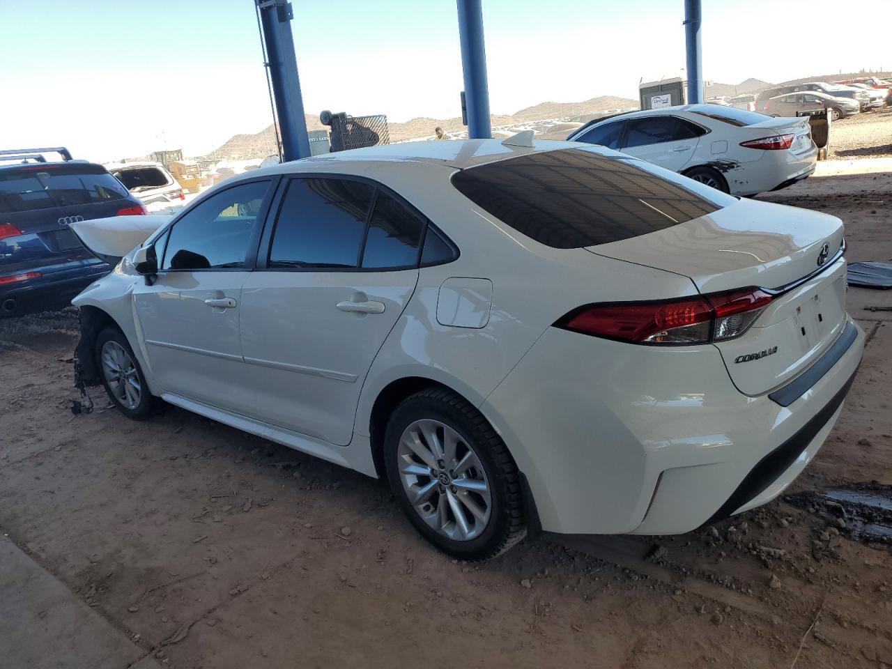 2021 TOYOTA COROLLA LE - Фото 2