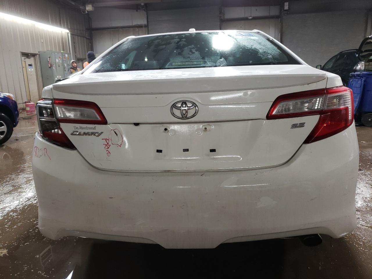 2014 TOYOTA CAMRY L - Image 6