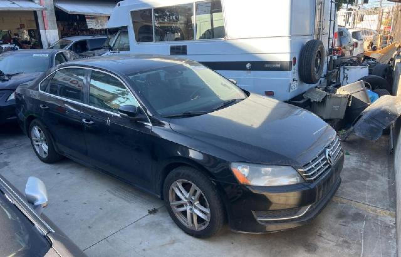 2013 VOLKSWAGEN PASSAT SE