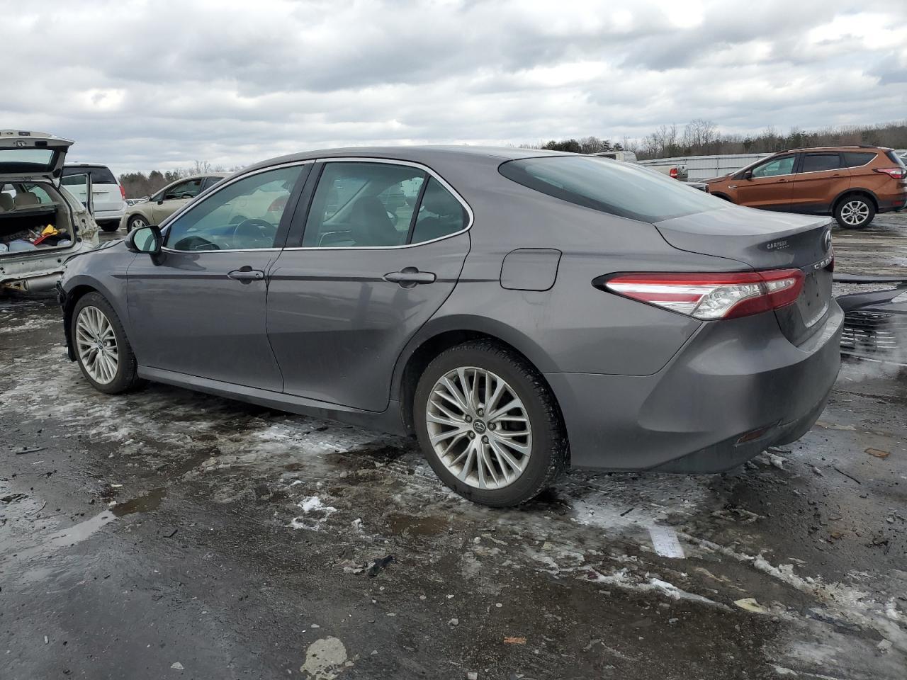 2018 TOYOTA CAMRY L - Фото 2