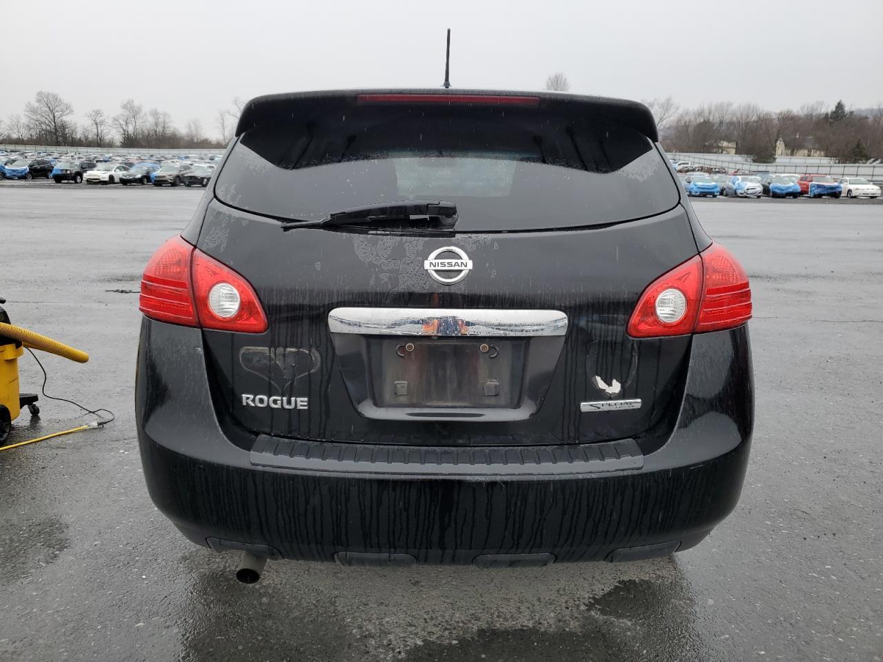 2013 NISSAN ROGUE S - Image 6