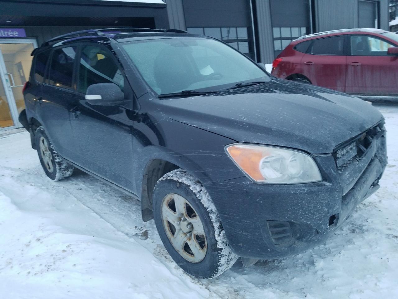 2011 TOYOTA RAV4 - Фото 4