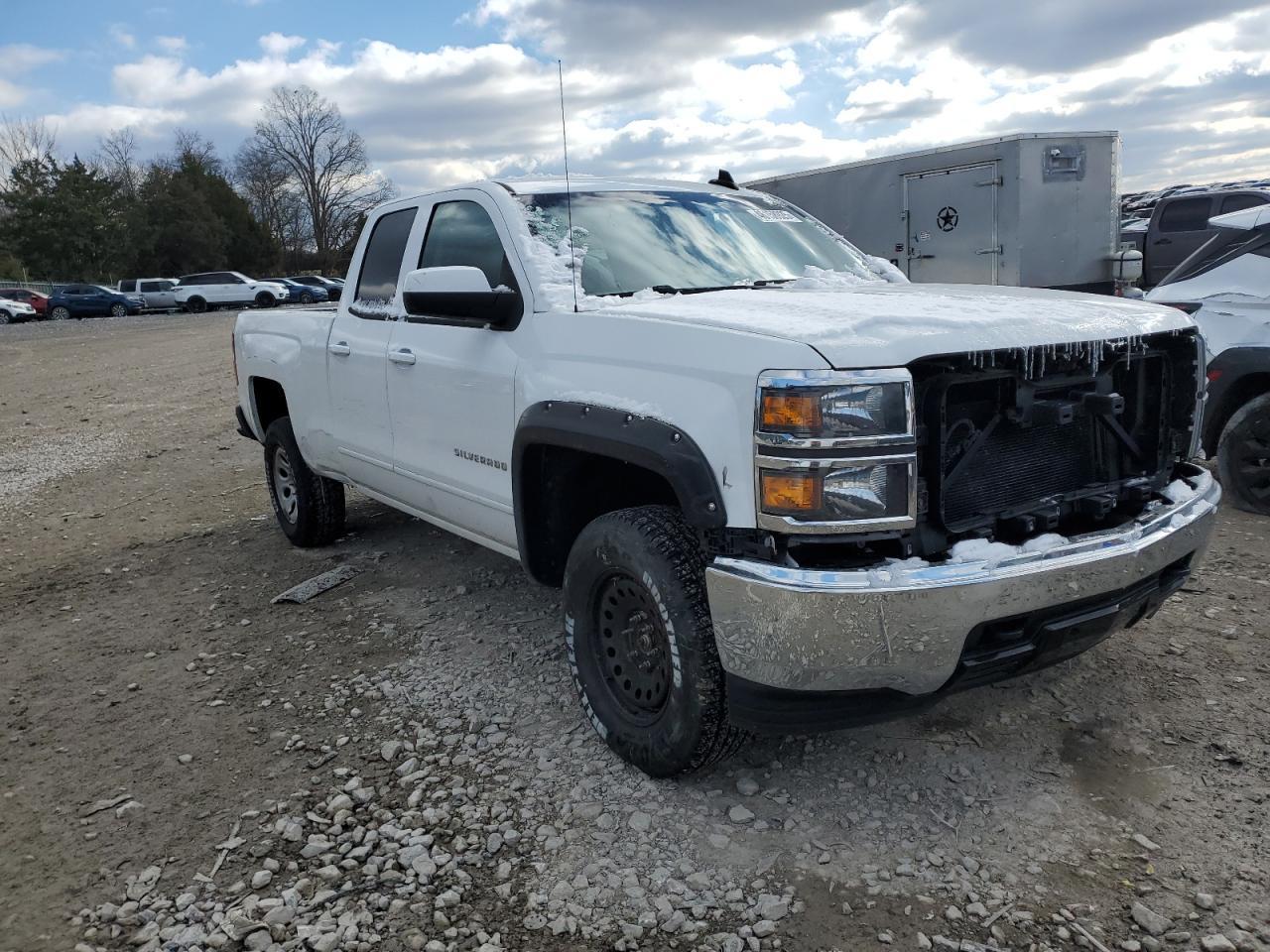 2015 CHEVROLET SILVERADO - Image 4
