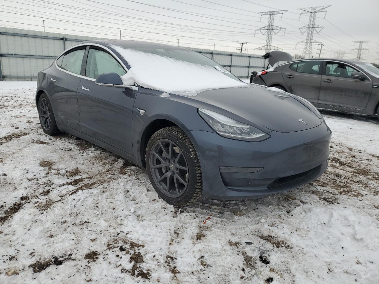 2019 TESLA MODEL 3 - Фото 4