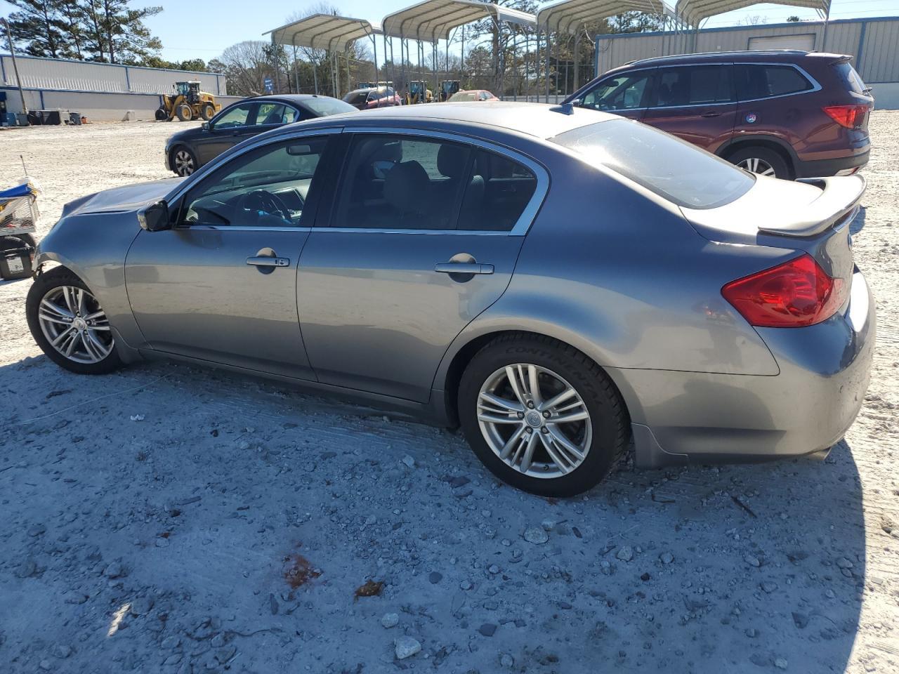2012 INFINITI G37 BASE - Фото 2