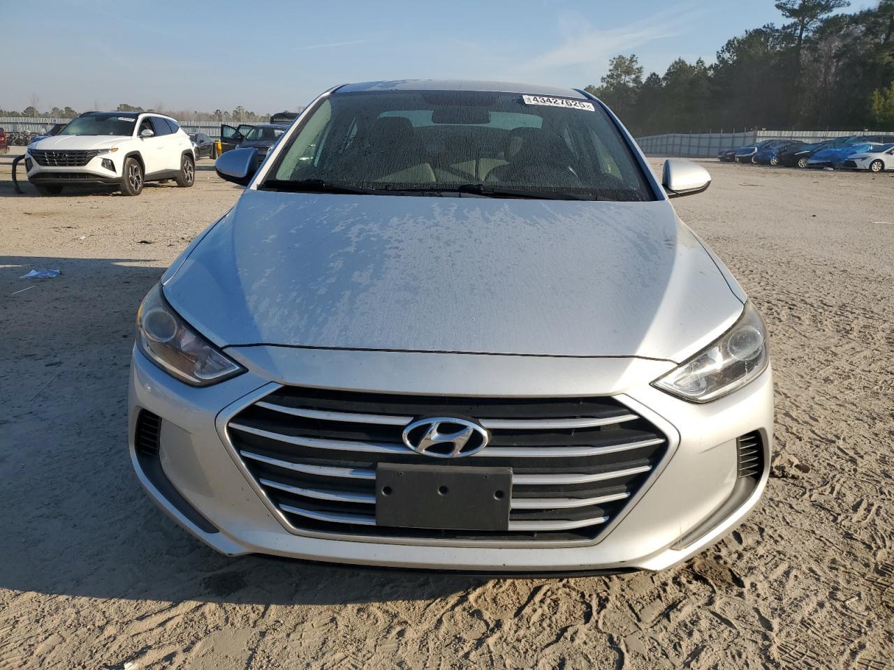 2017 HYUNDAI ELANTRA SE - Фото 5