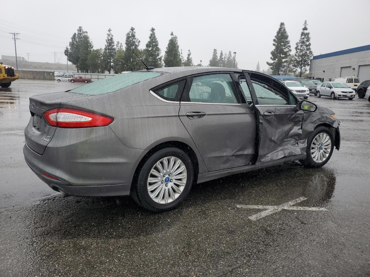 2013 FORD FUSION SE - Фото 3