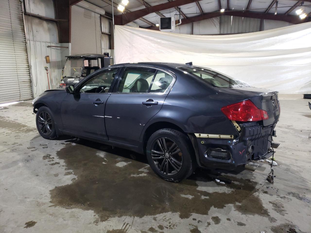2012 INFINITI G37 - Image 2
