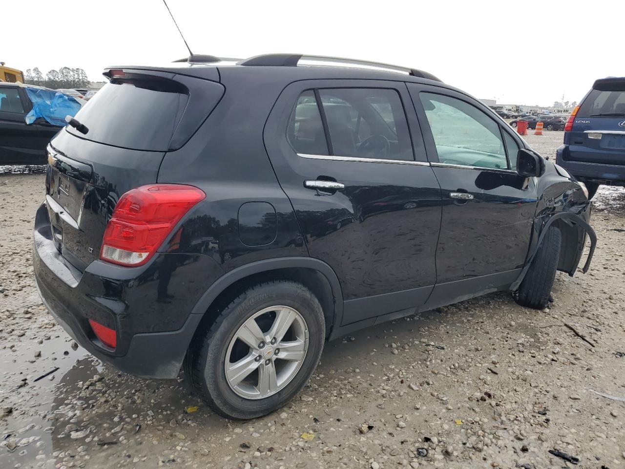 2019 CHEVROLET TRAX 1LT - Фото 3