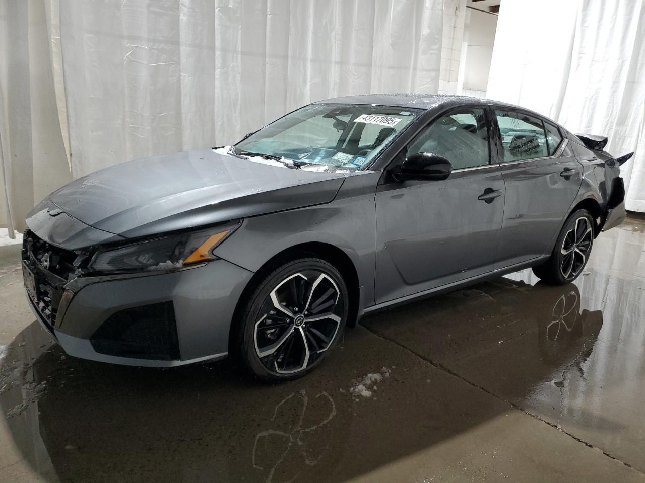 2024 NISSAN ALTIMA SR