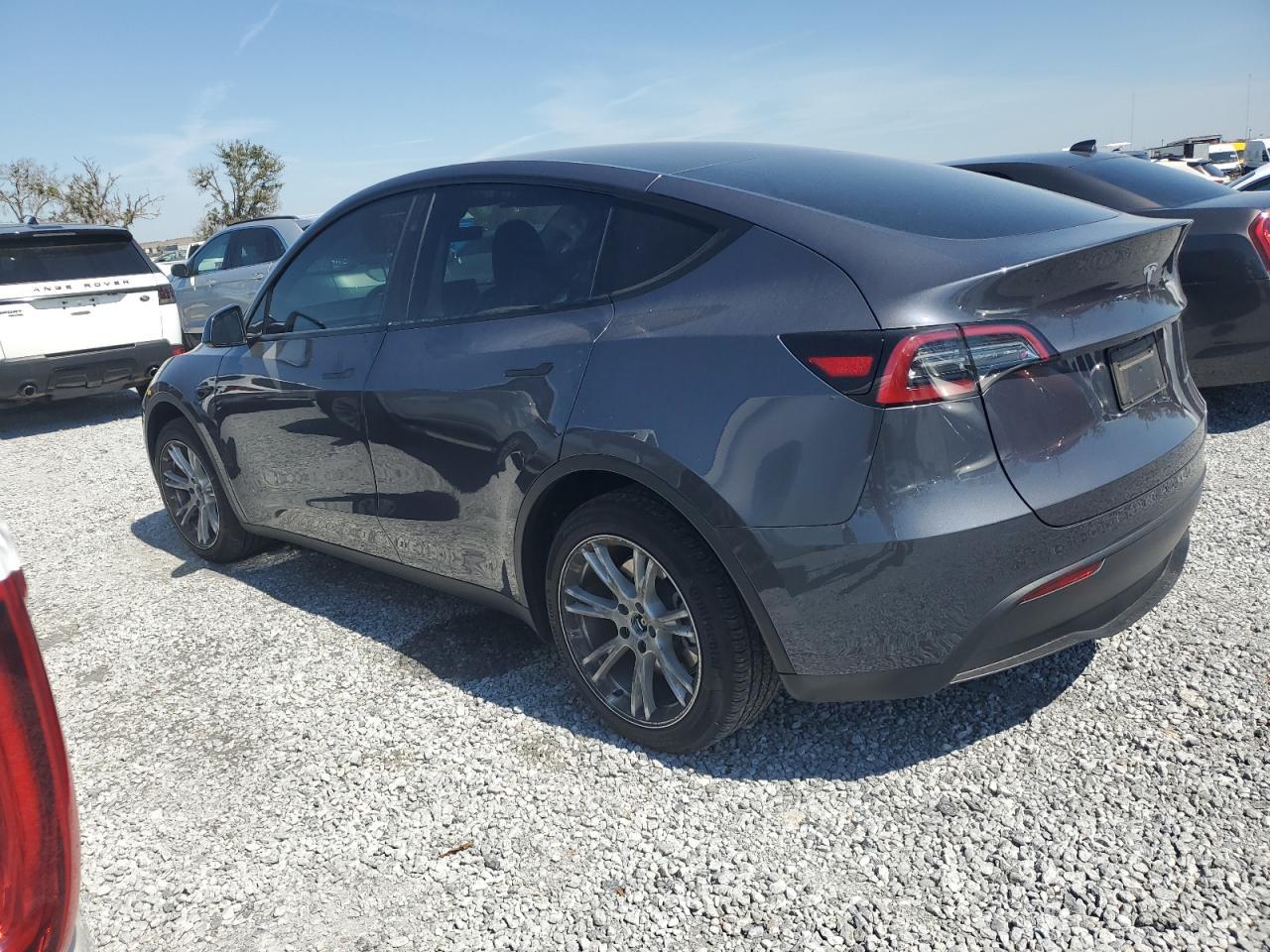 2023 TESLA MODEL Y - Image 2