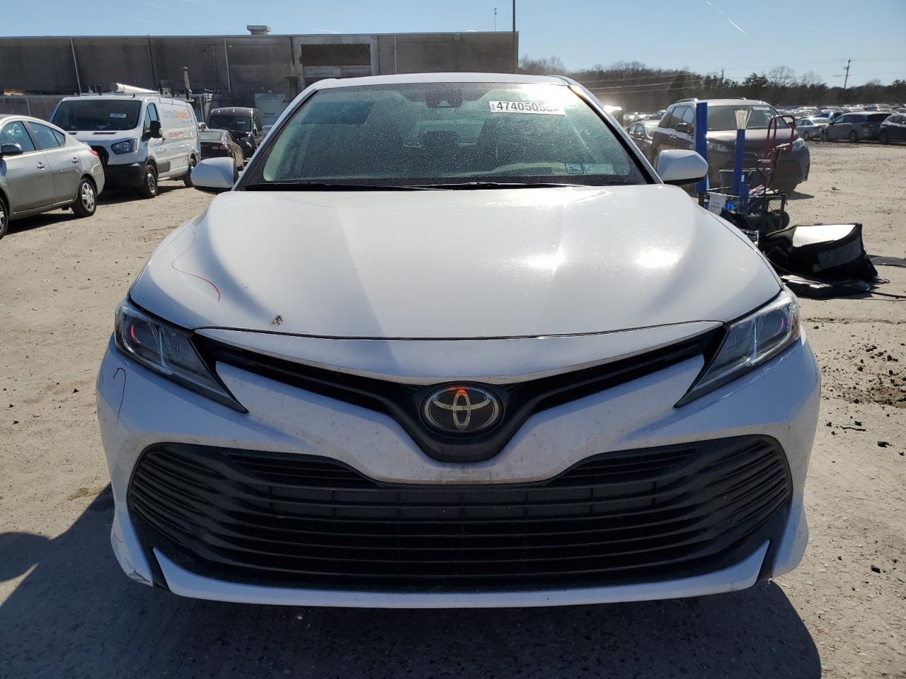 2020 TOYOTA CAMRY LE - Фото 5
