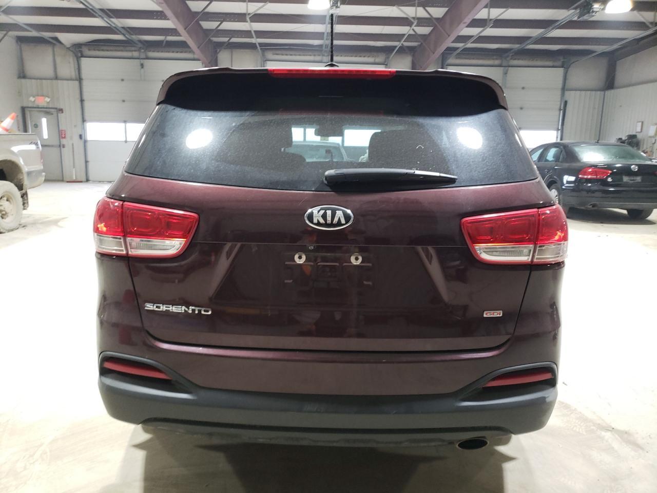 2017 KIA SORENTO LX - Фото 6
