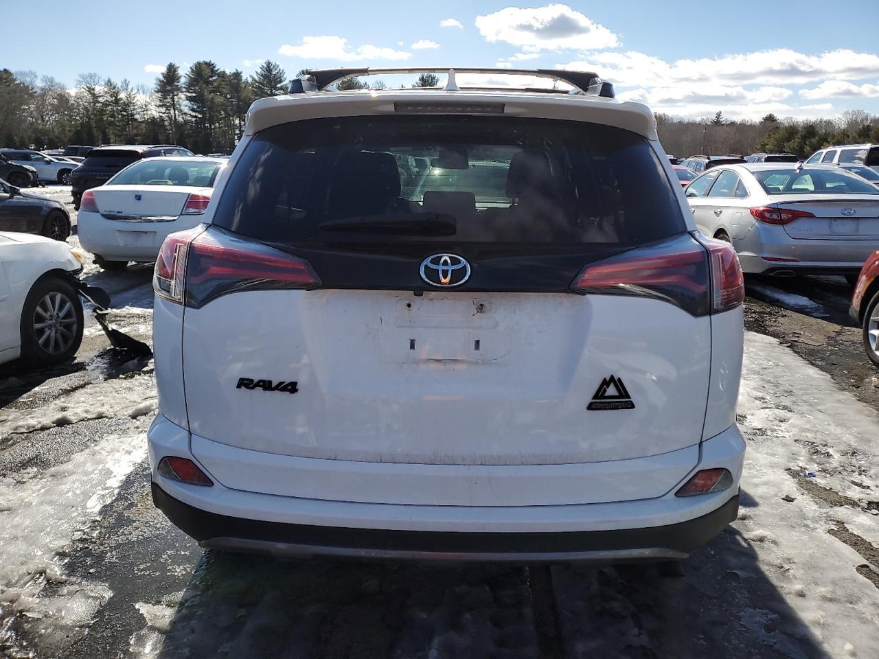 2018 TOYOTA RAV4 ADVEN - Фото 6