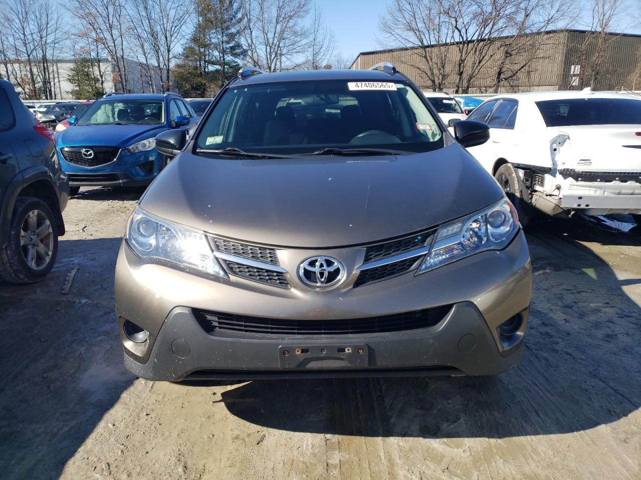 2014 TOYOTA RAV4 LE - Фото 5