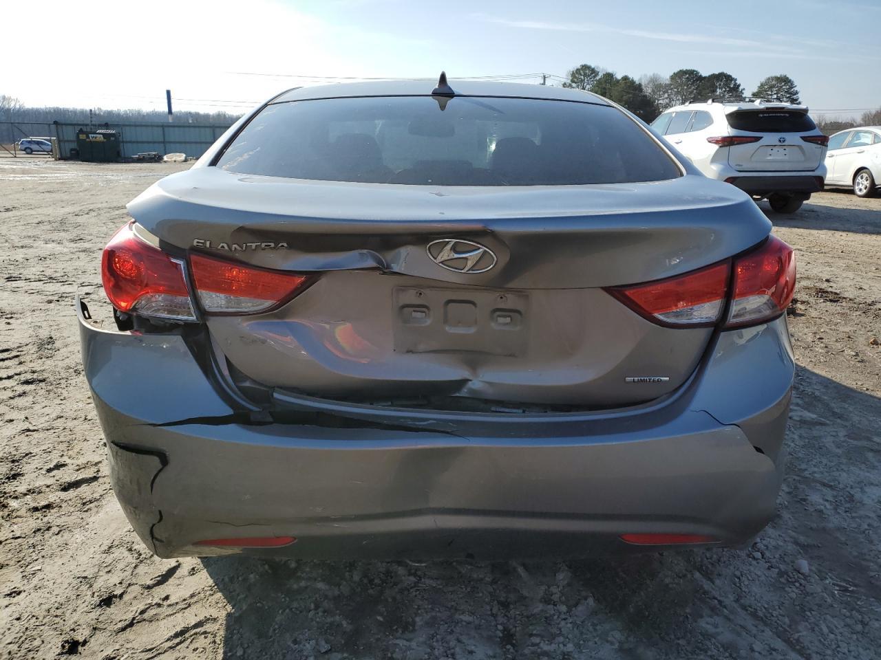 2011 HYUNDAI ELANTRA GL - Image 6