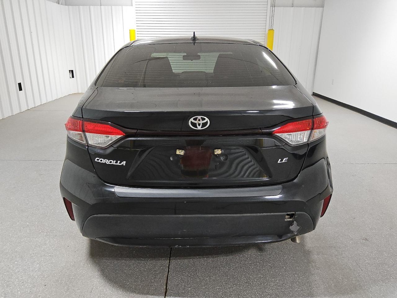 2020 TOYOTA COROLLA LE - Фото 6