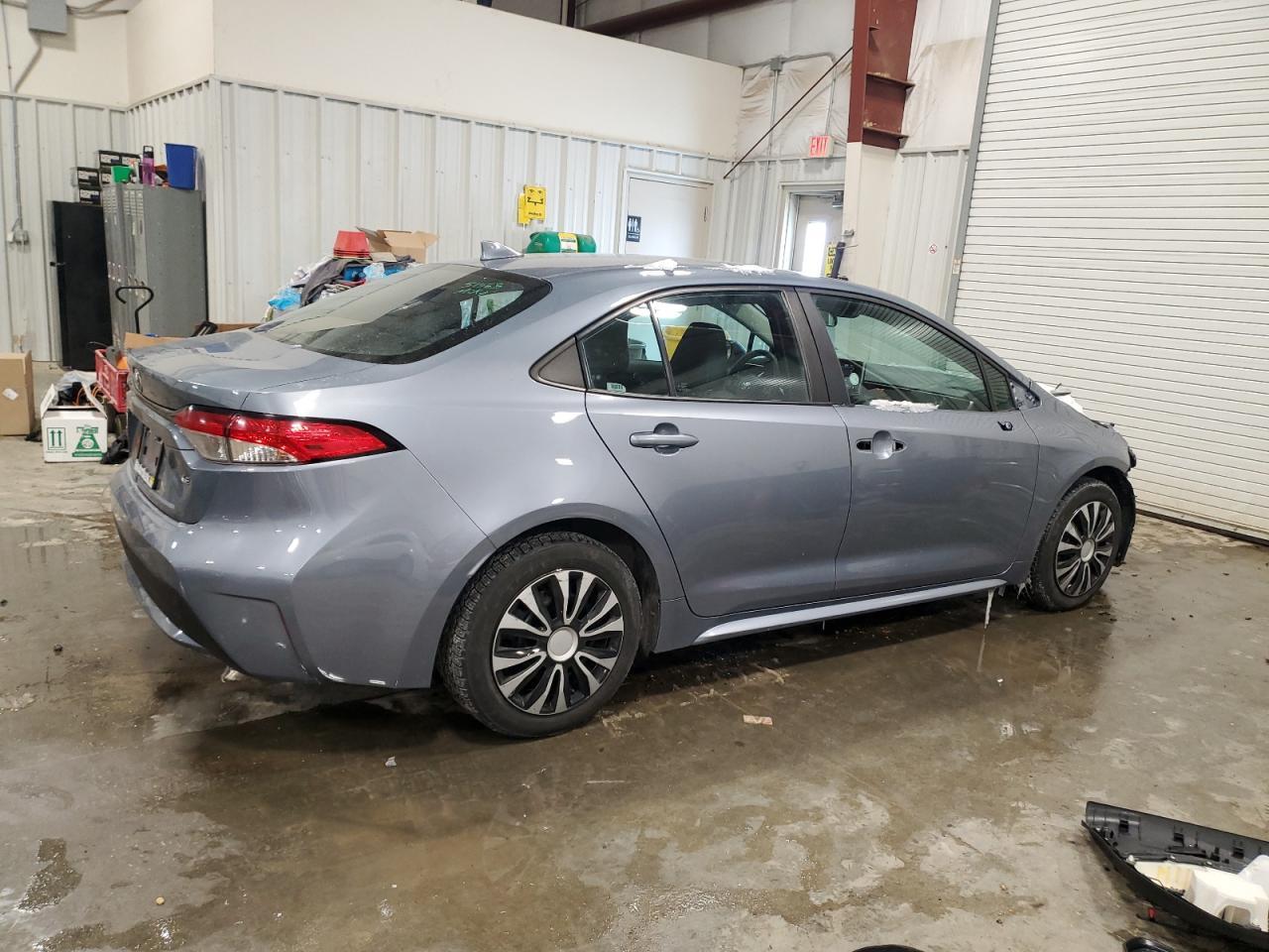 2020 TOYOTA COROLLA LE - Фото 3