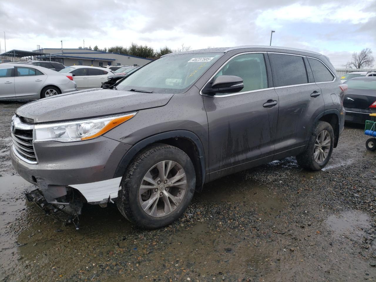 2014 TOYOTA HIGHLANDER