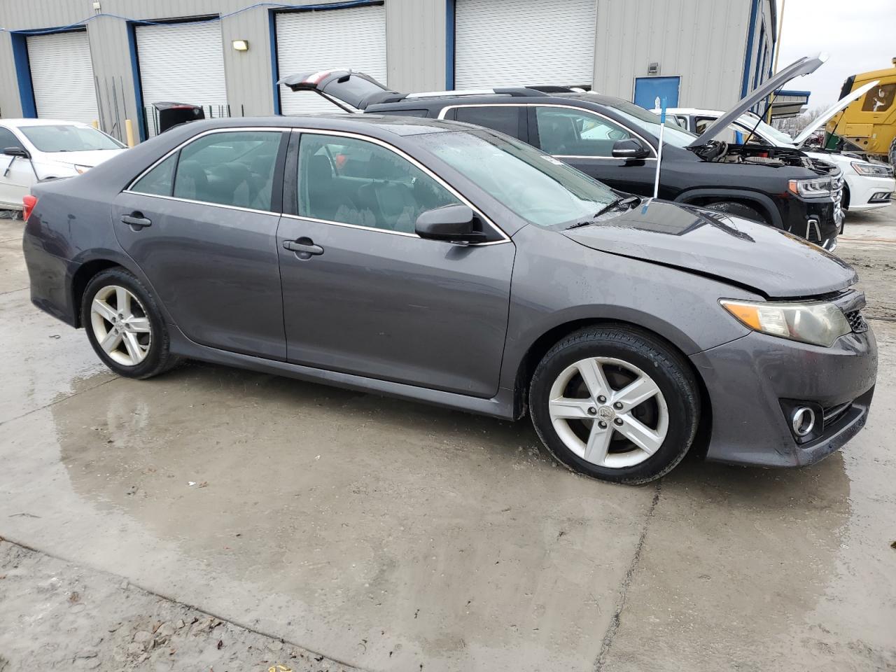 2012 TOYOTA CAMRY - Фото 4