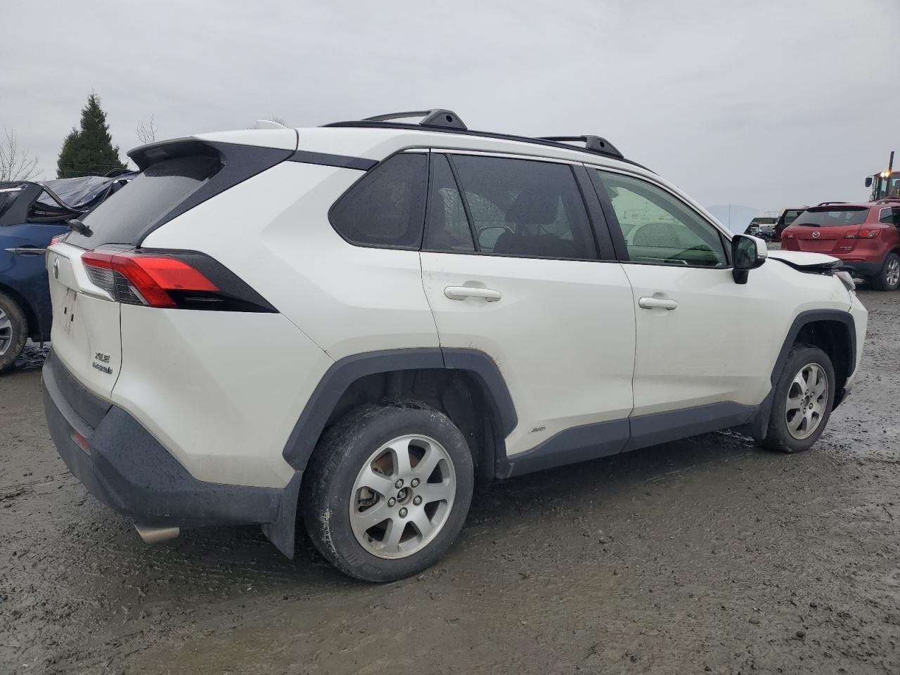 2022 TOYOTA RAV4 XLE P - Image 3