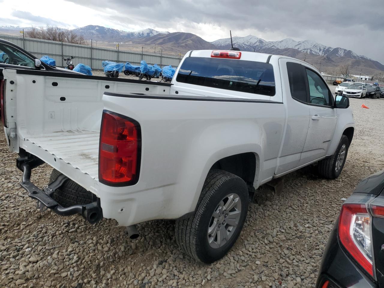 2022 CHEVROLET COLORADO L - Image 3