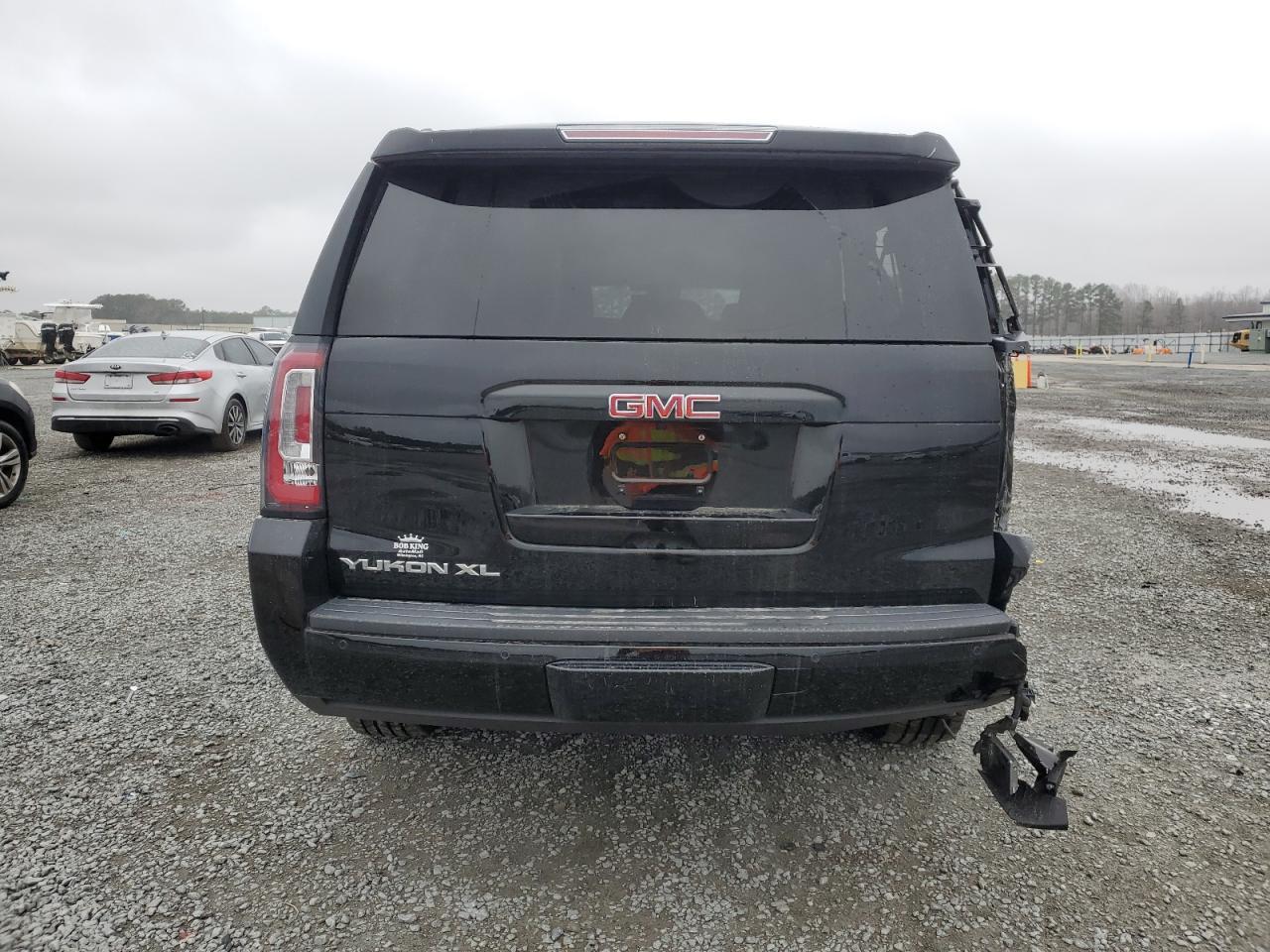 2016 GMC YUKON - Фото 6