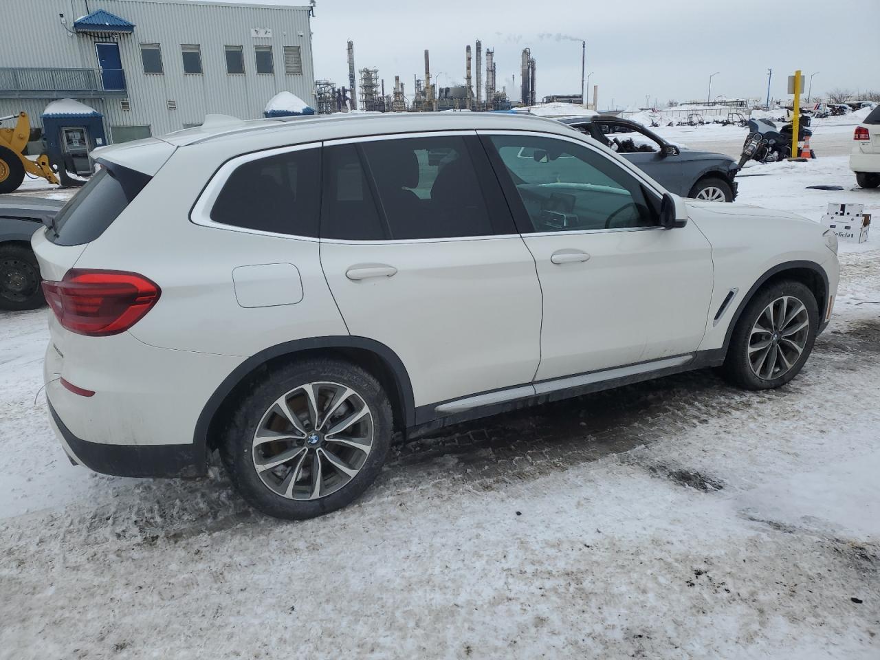 2019 BMW X3 XDRIVE3 - Image 3