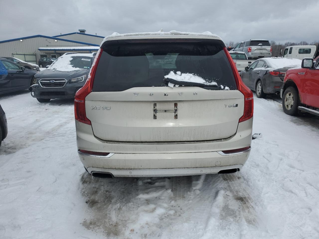 2016 VOLVO XC90 T6 - Image 6