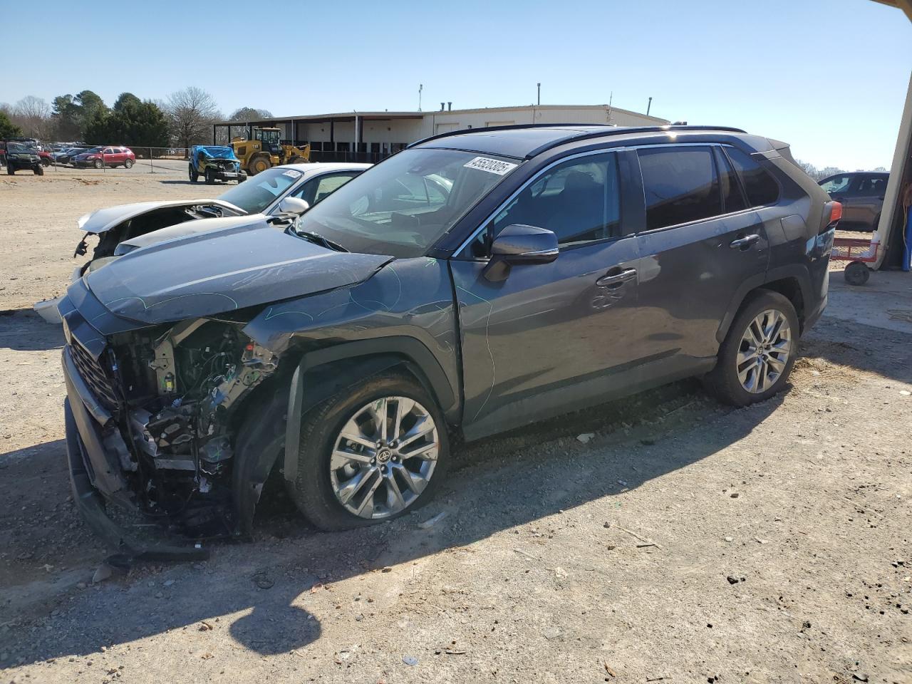 2024 TOYOTA RAV4 XLE P