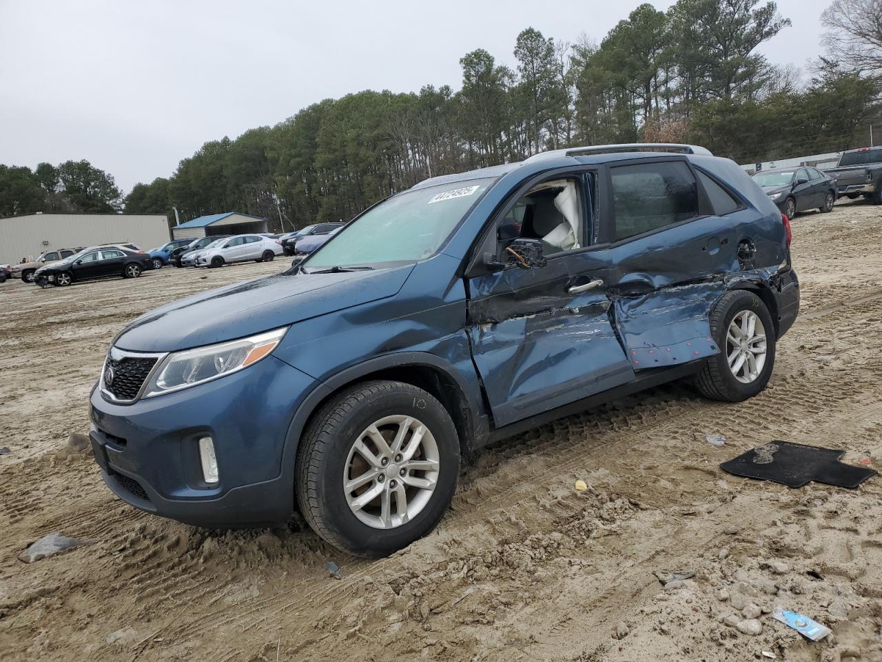 2014 KIA SORENTO LX