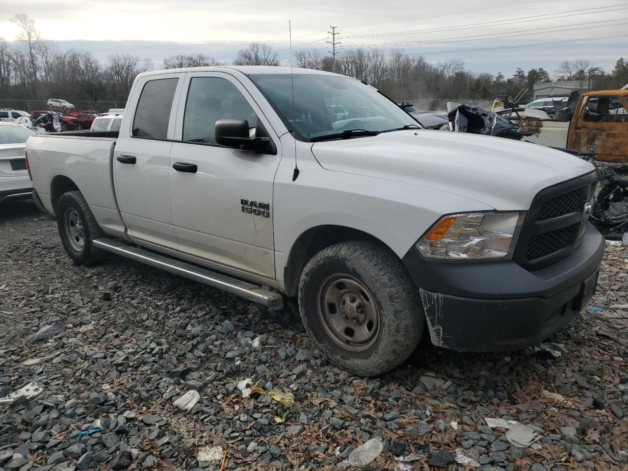 2017 RAM 1500 ST - Image 4