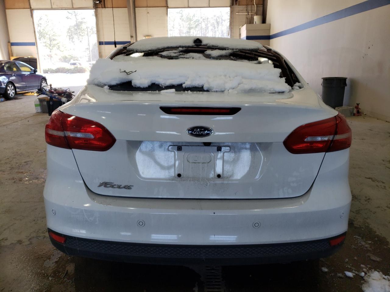 2017 FORD FOCUS SEL - Image 6