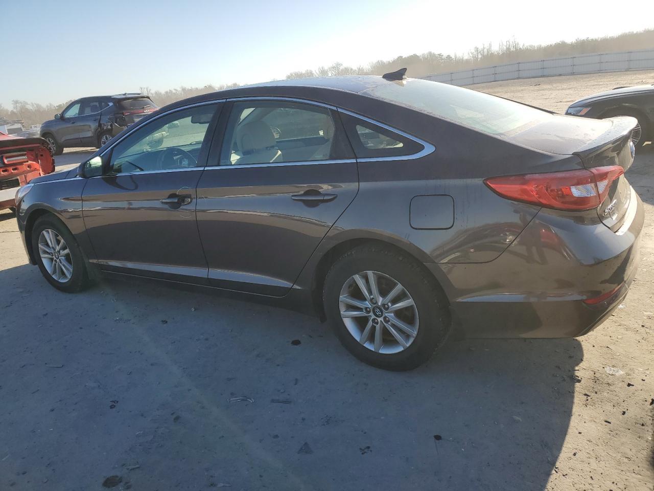 2017 HYUNDAI SONATA SE - Фото 2