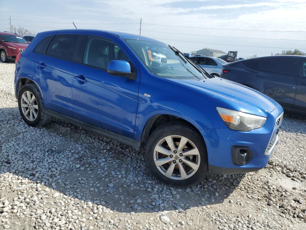 2015 MITSUBISHI OUTLANDER - Фото 4