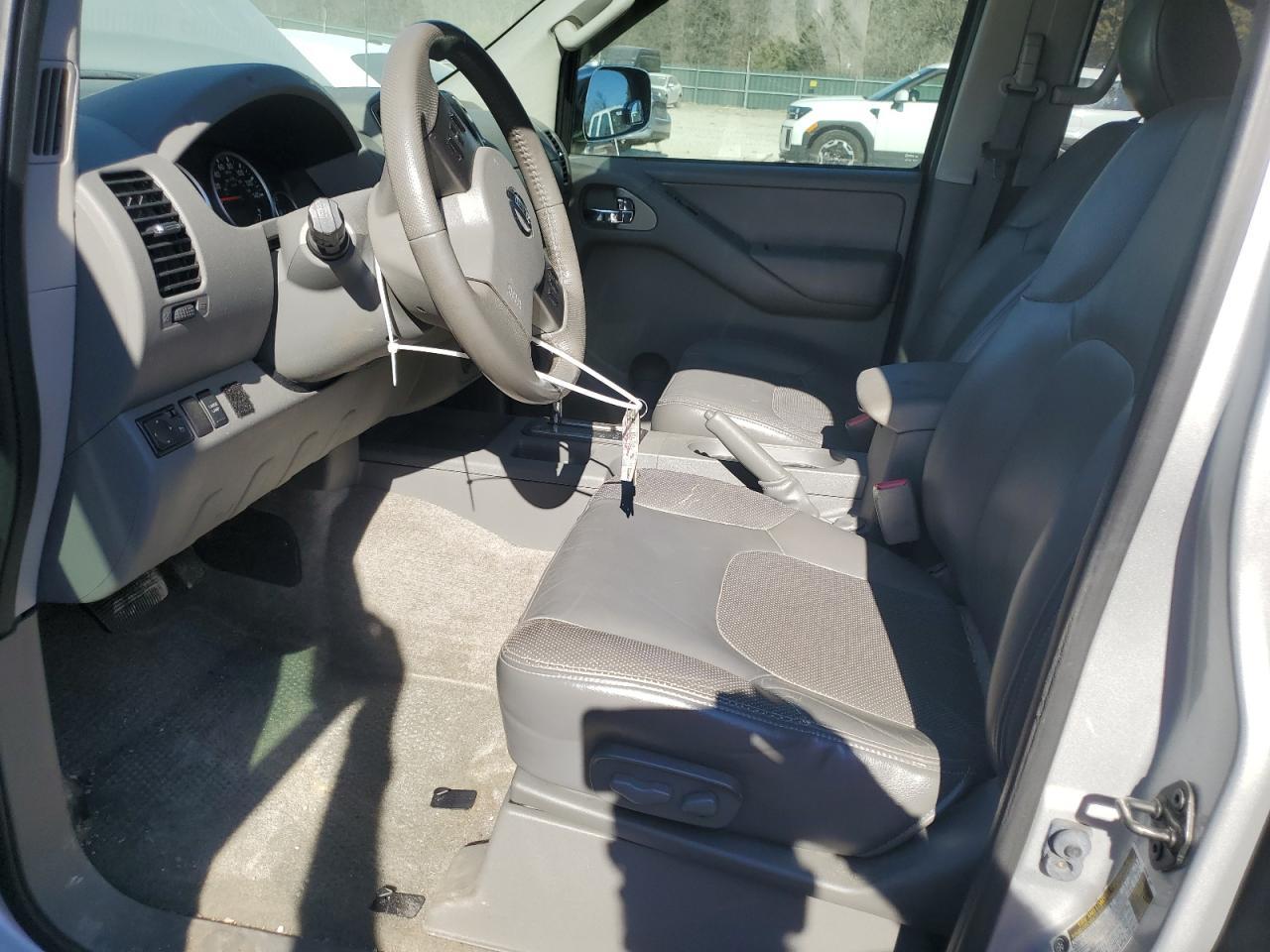 2012 NISSAN FRONTIER S - Фото 7