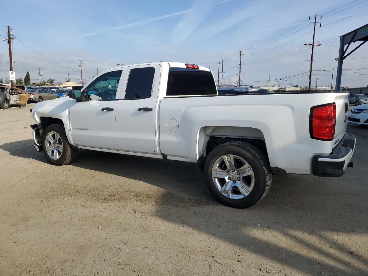 2017 CHEVROLET SILVERADO - Image 2