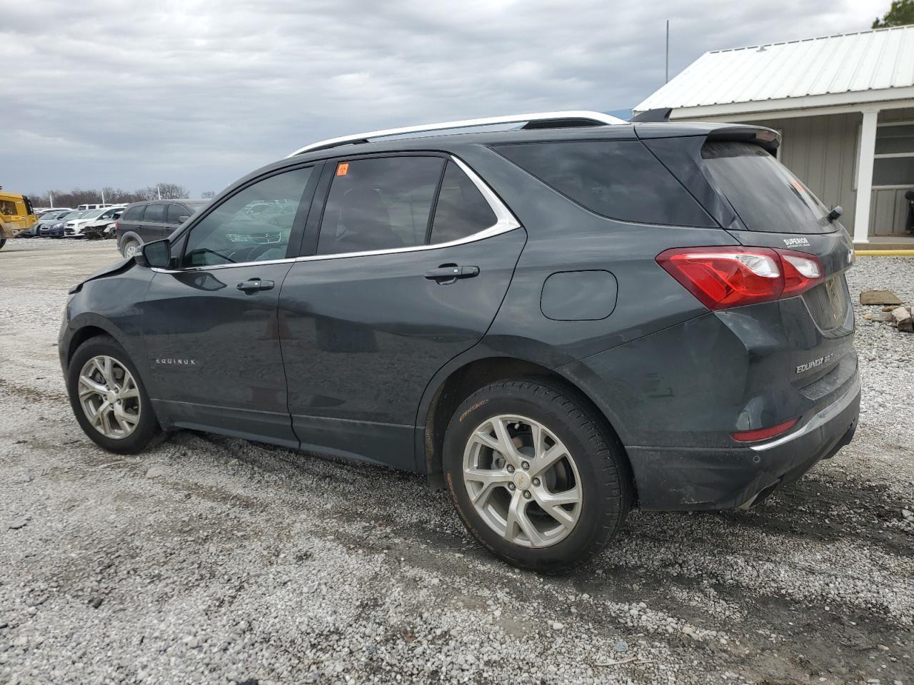 2019 CHEVROLET EQUINOX LT - Image 2