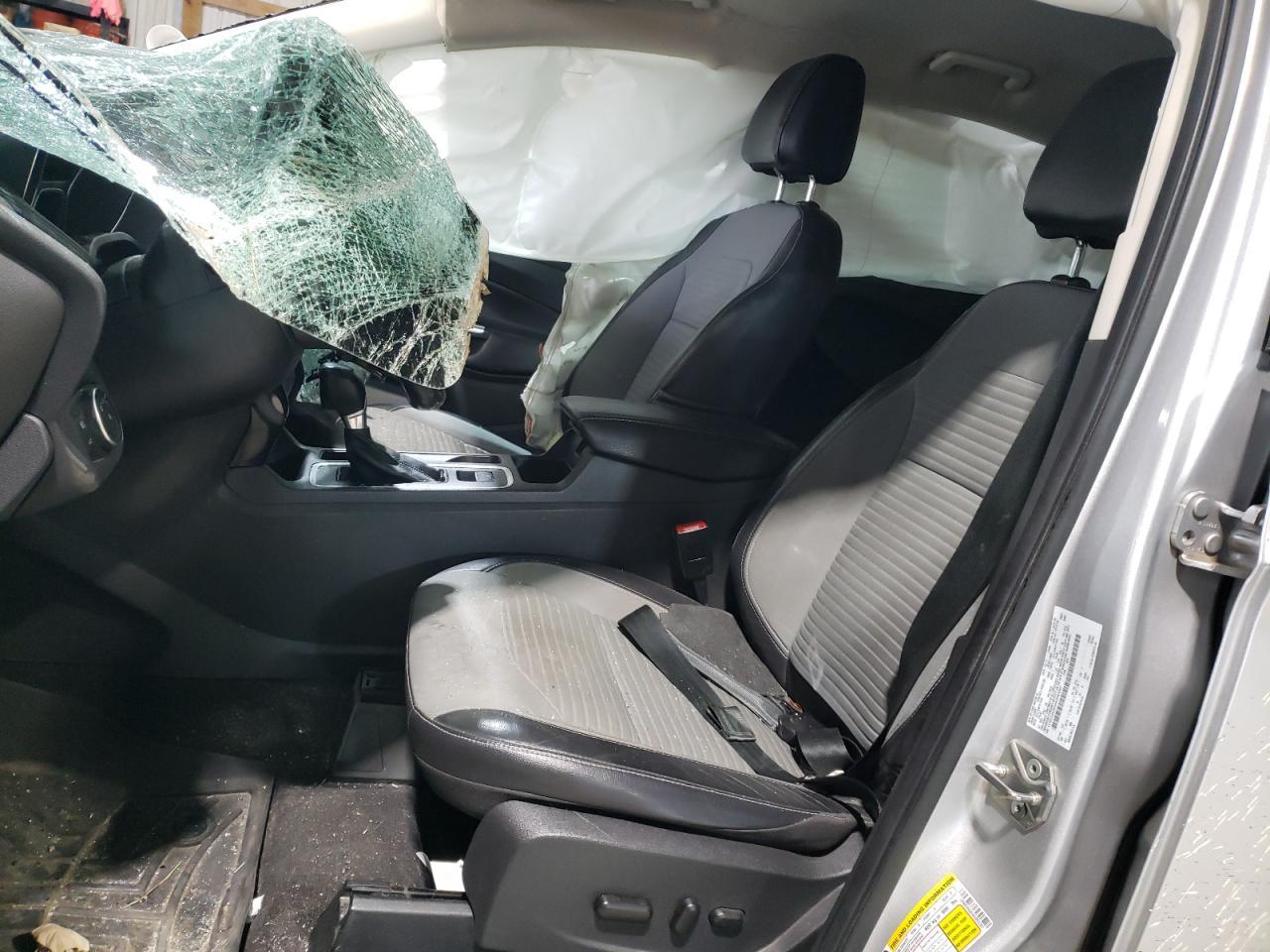 2017 FORD ESCAPE SE - Фото 7