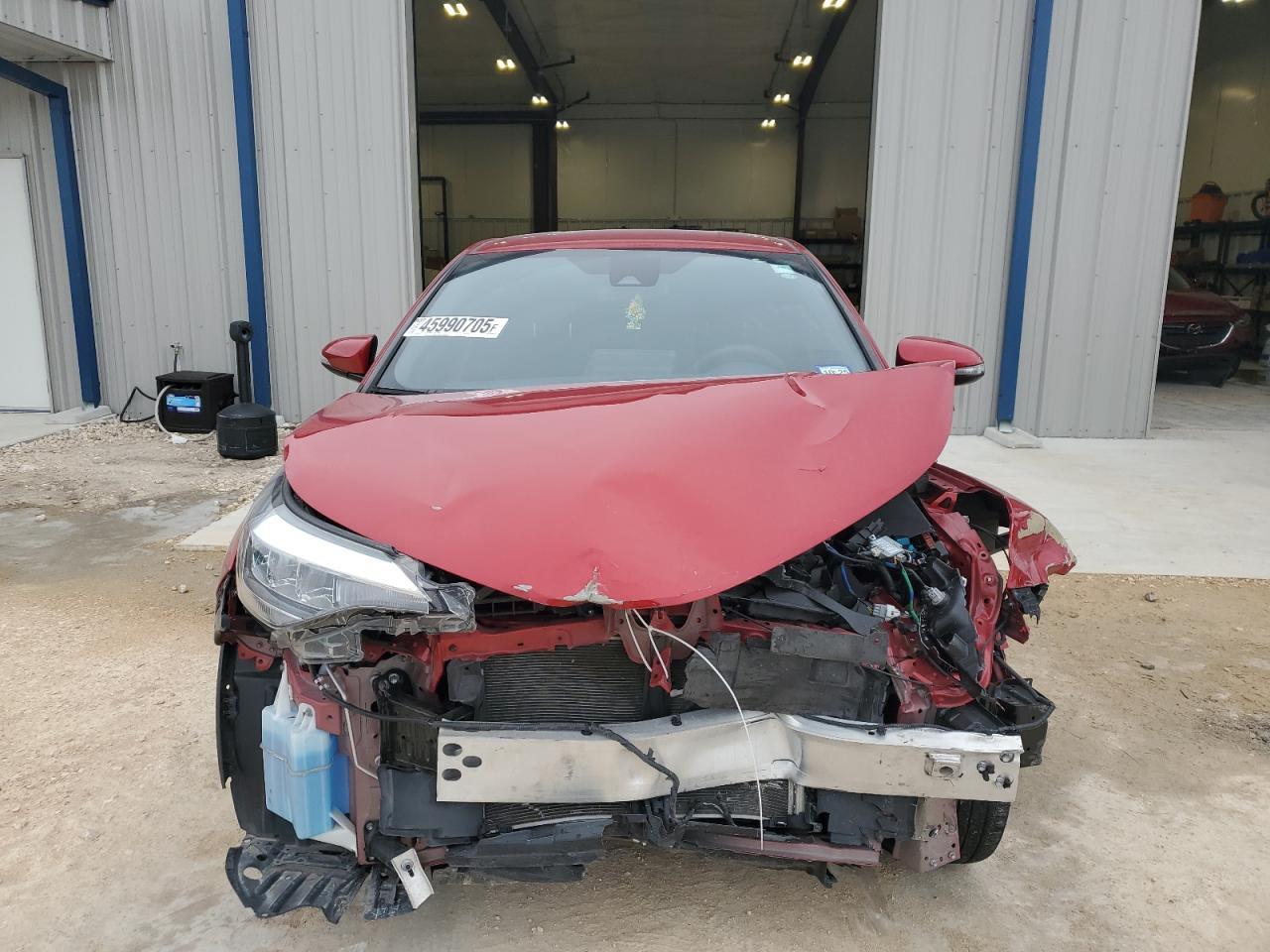 2021 TOYOTA C-HR XLE - Image 5