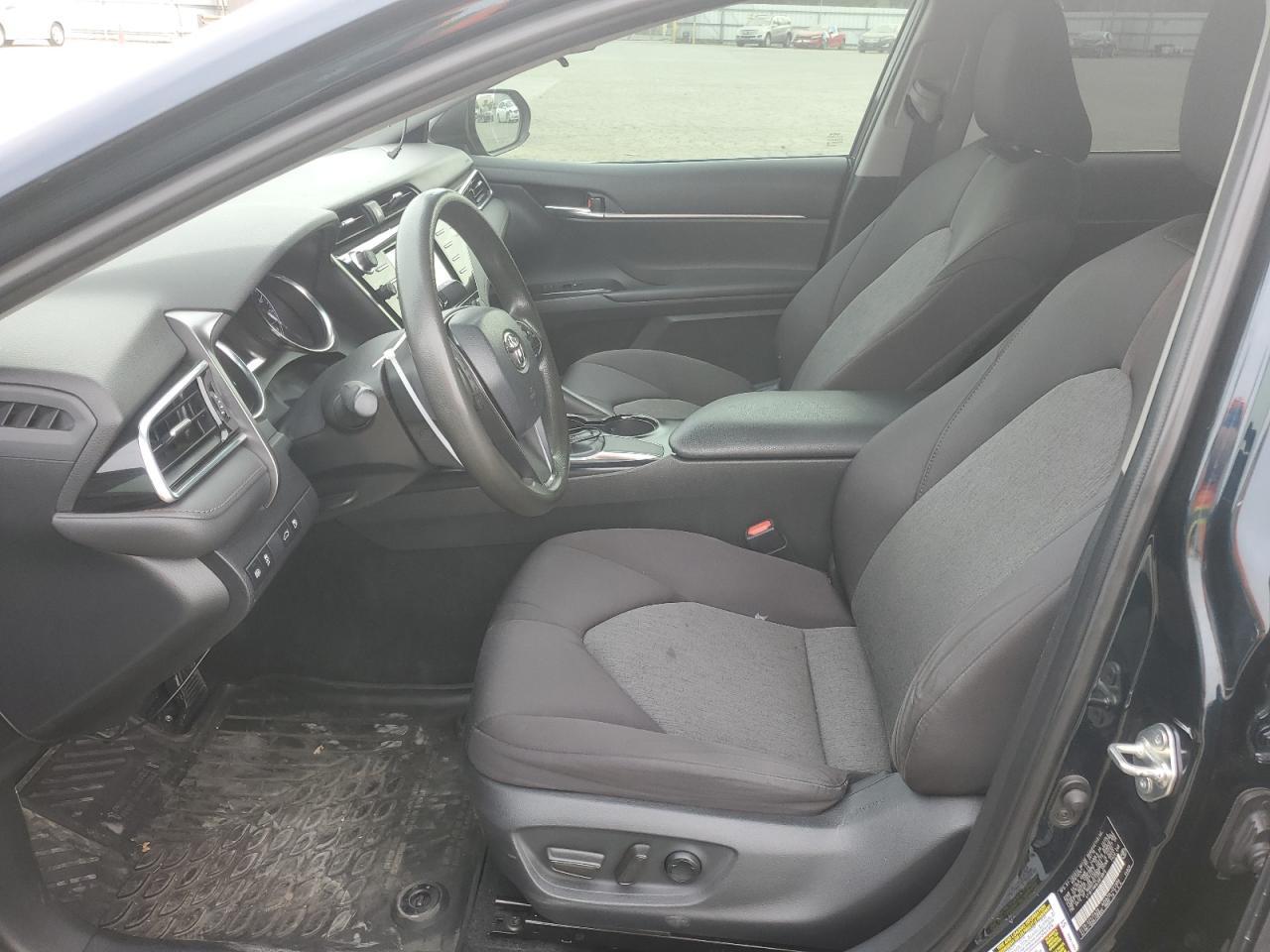 2018 TOYOTA CAMRY L - Фото 7