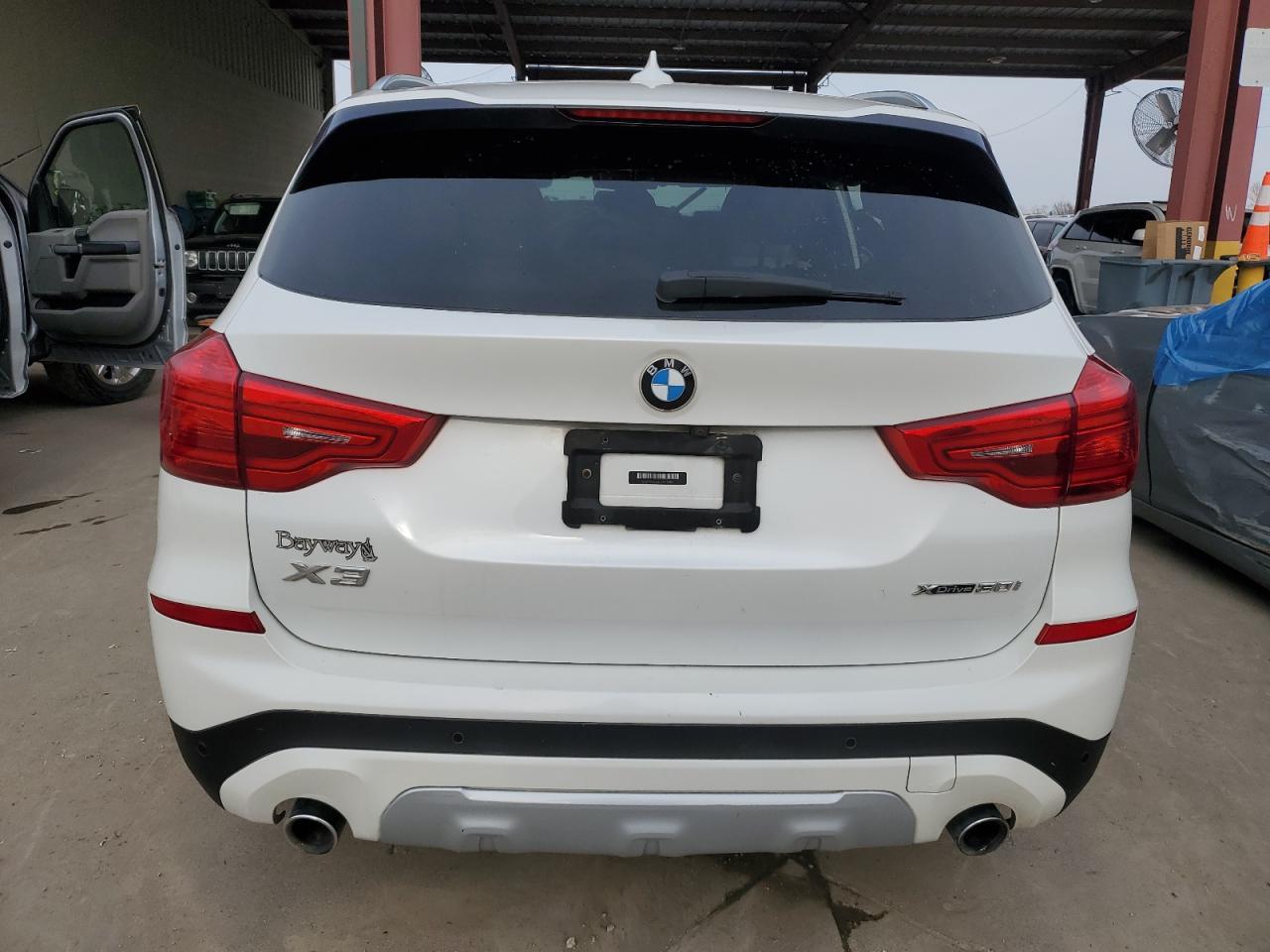 2019 BMW X3 XDRIVE3 - Фото 6