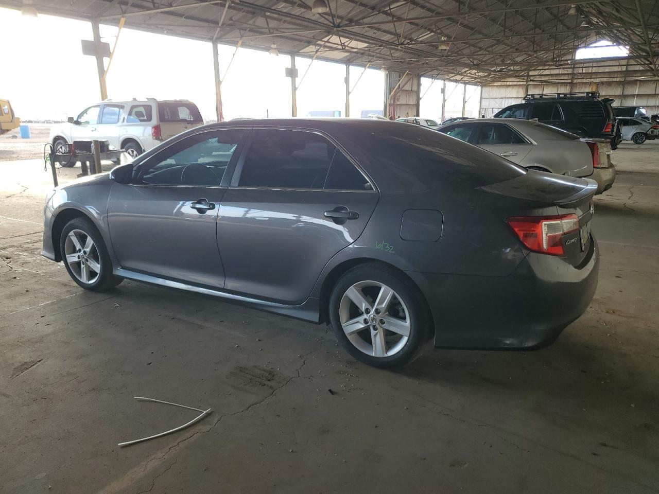 2014 TOYOTA CAMRY L - Image 2