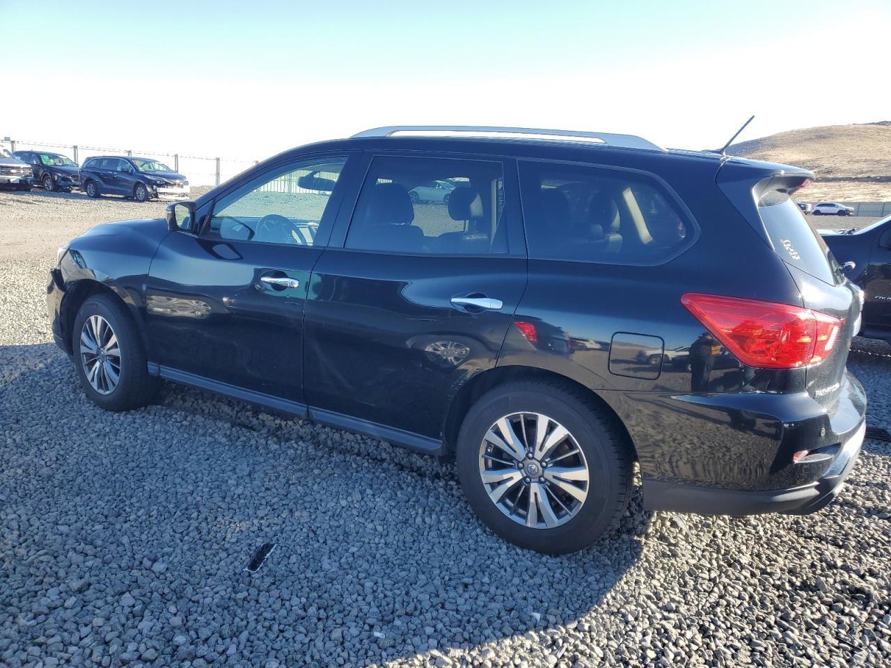 2018 NISSAN PATHFINDER - Фото 2